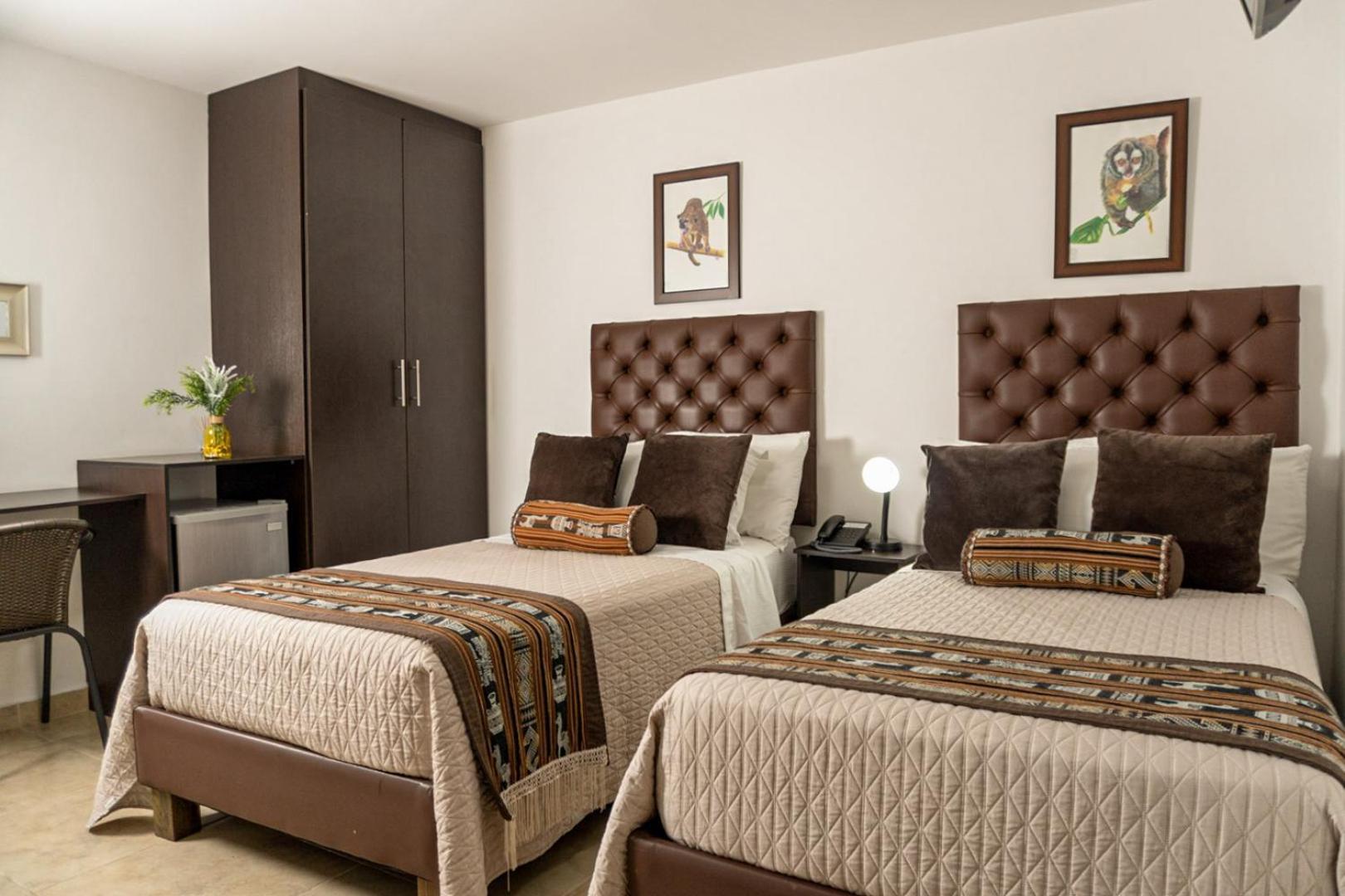 Hotel Alamos Del Parque เปเรย์รา ภายนอก รูปภาพ