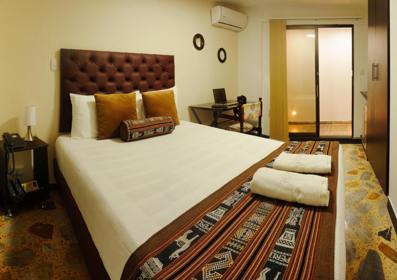 Hotel Alamos Del Parque เปเรย์รา ภายนอก รูปภาพ